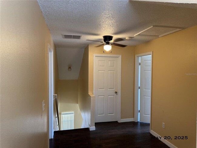 Building Photo - 5083 Luna Negra Dr