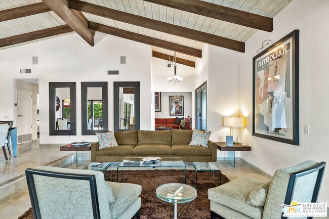 Building Photo - 1347 Primavera Dr S