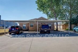 Building Photo - 121 Cambridge Dr