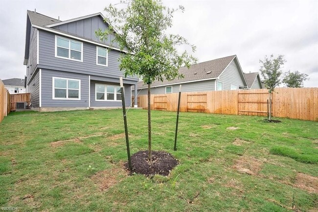 Building Photo - 209 Majestic Cedar Dr