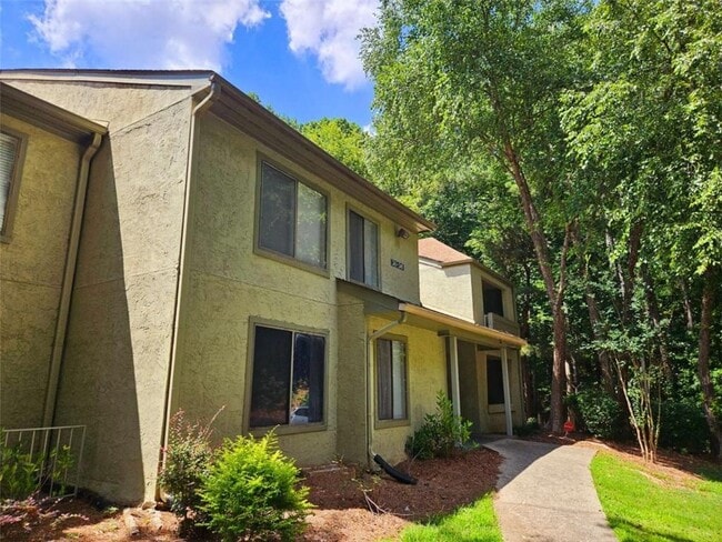 Building Photo - 245 Seasons Pkwy