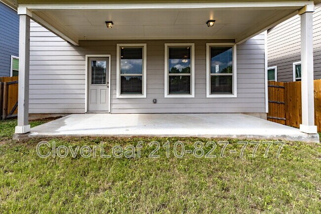 Building Photo - 255 Kinsley Wy