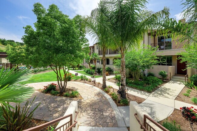 Building Photo - 4372 Paxton Pl