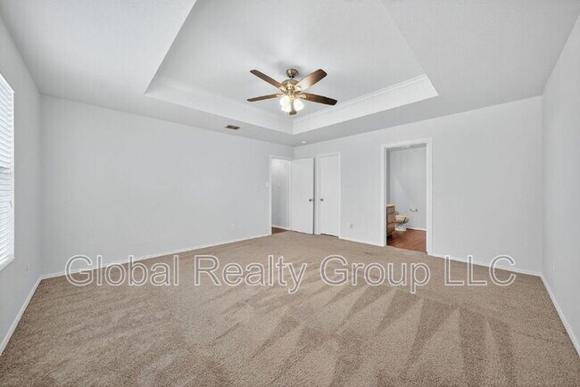 Building Photo - 16610 Retama Crown