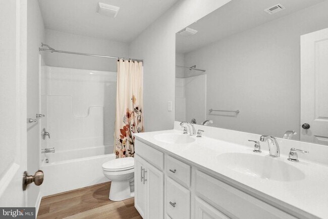 Building Photo - 3113 Bullfinch Ln