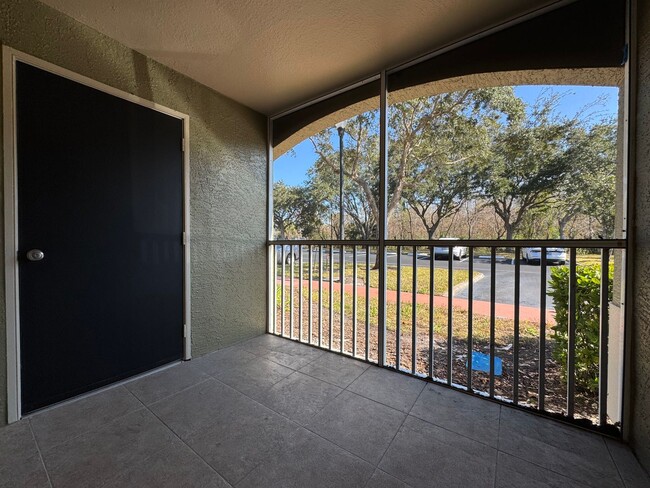 Building Photo - Oviedo 2/2 Condo with Tile & LVP Flooring,...