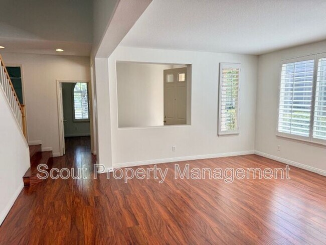 Building Photo - 39877 Worthington Pl