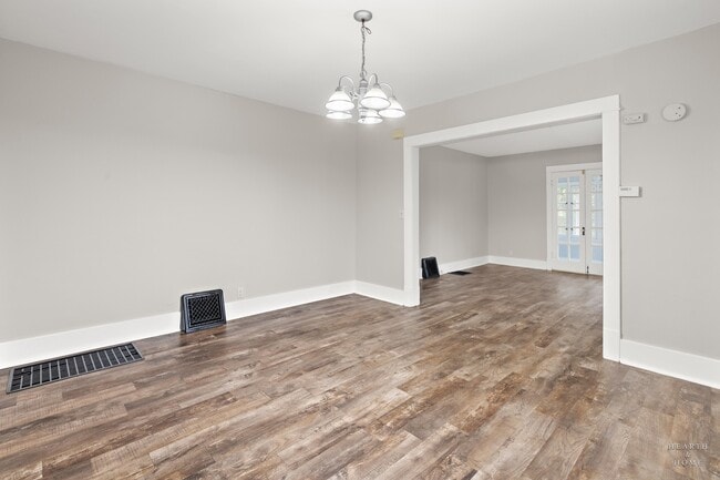 Building Photo - 415 Dean St