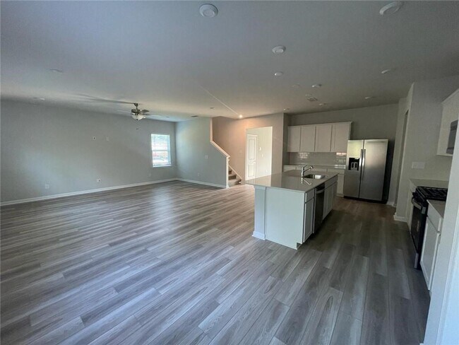 Building Photo - 3156 Morris Hills Dr