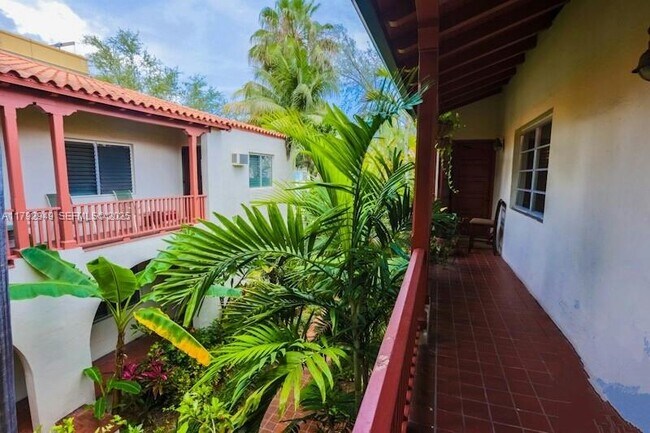 Building Photo - 1550 Jefferson Ave