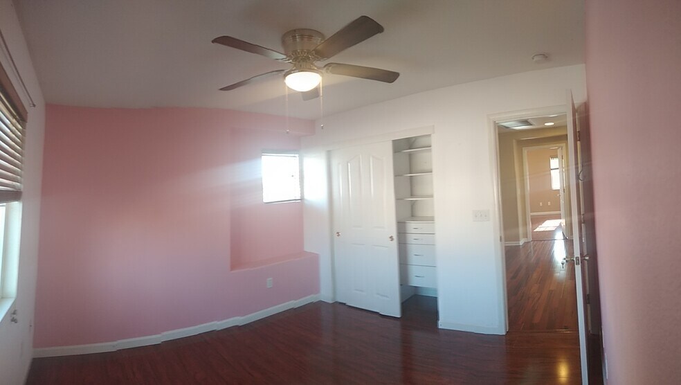 Building Photo - 5020 Trouville Ln