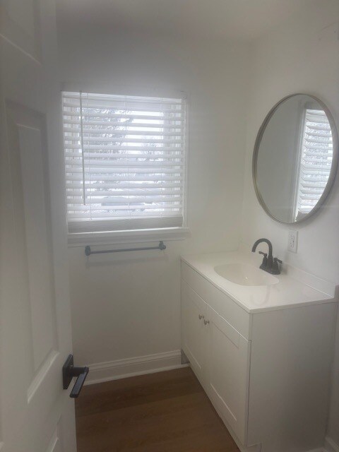 Building Photo - 608 Ridge Rd