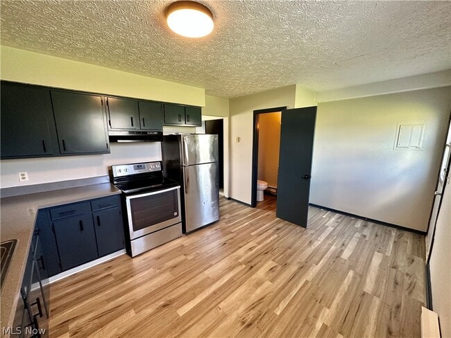 Building Photo - 233 Brunswick Dr