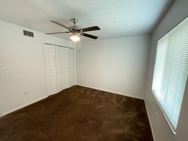 Building Photo - The Grove Floor Plan- Updated 2BD, 1BTH