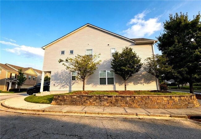 Building Photo - 602 Lofty Ln