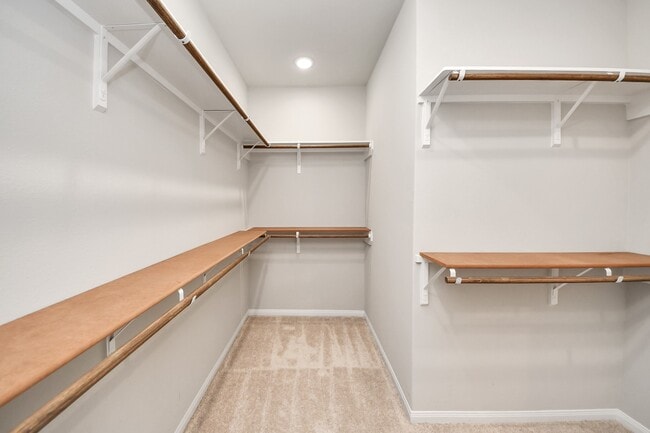 Building Photo - 1930 Waters Branch Dr