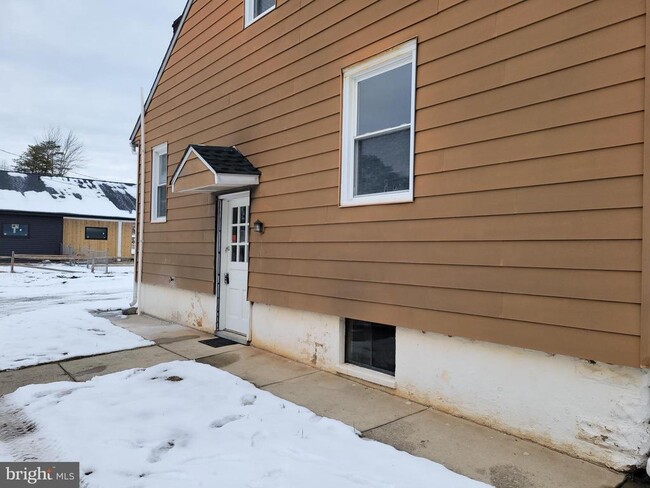 Building Photo - 475 White Horse Pike