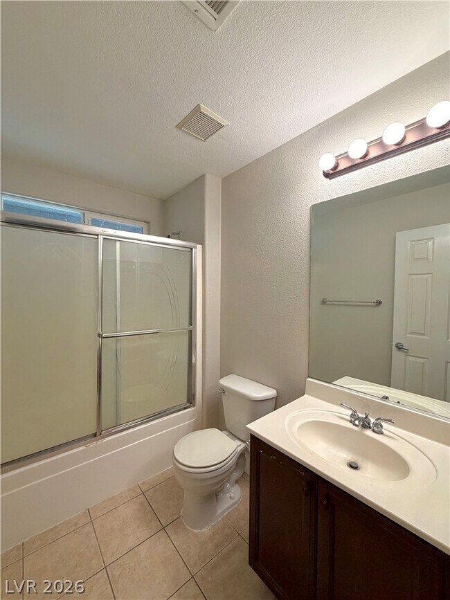 Building Photo - 299 Dogleg Dr