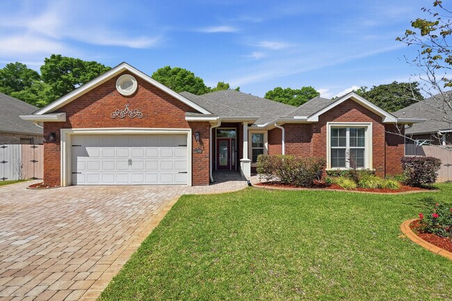 Building Photo - 2348 Cummings Dr