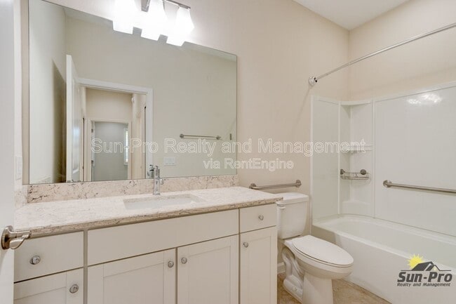 Building Photo - 301 Low Tide Ln