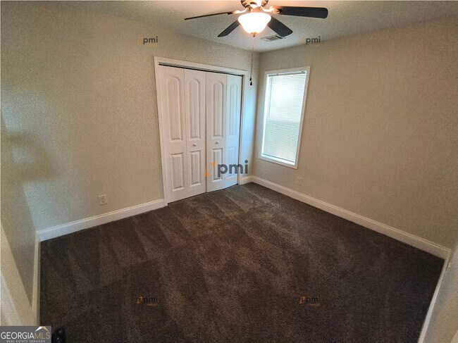 Building Photo - 206 Gayla Ct