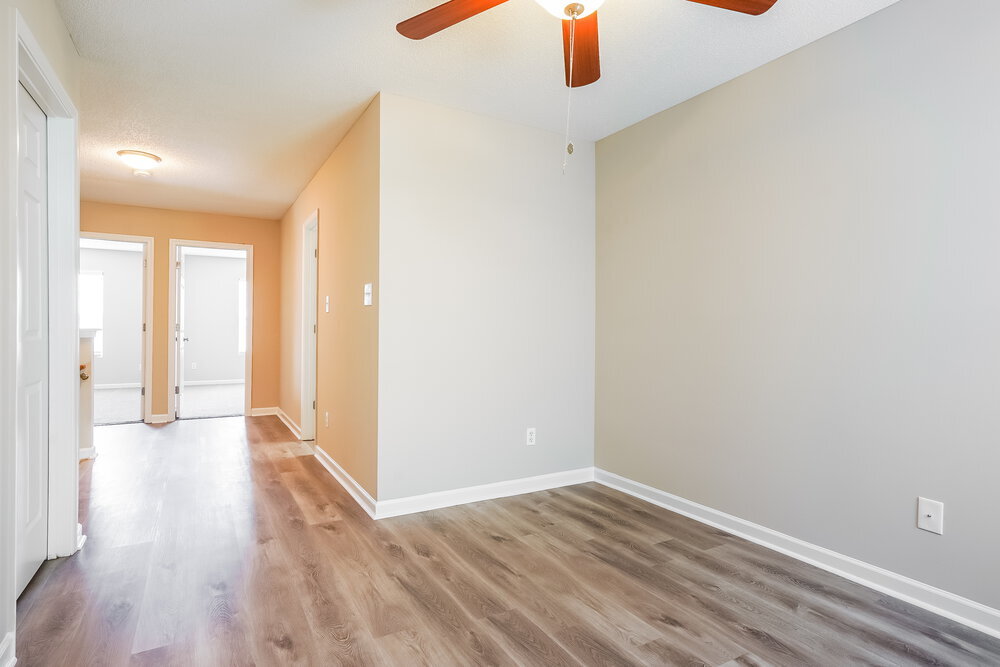 Building Photo - 70 Brookhaven Dr