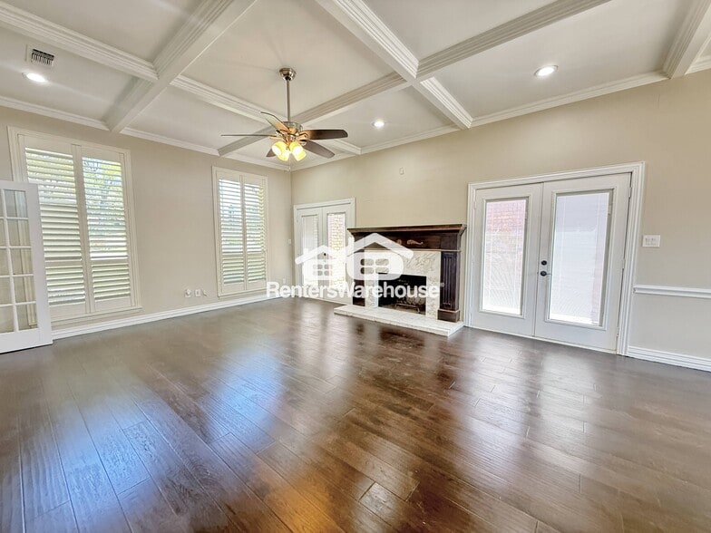 Building Photo - 9120 Nob Hill Dr