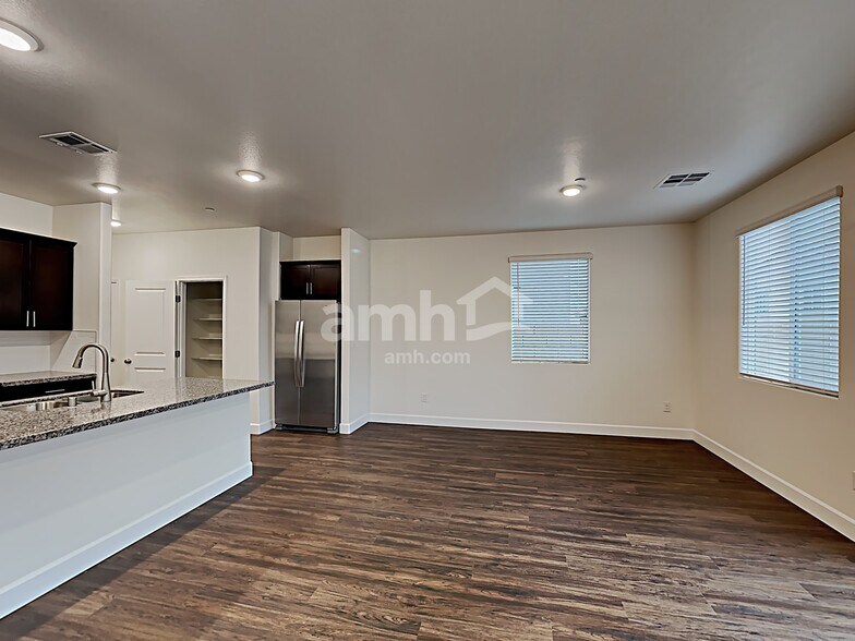 Building Photo - 306 Timber Kate Pl