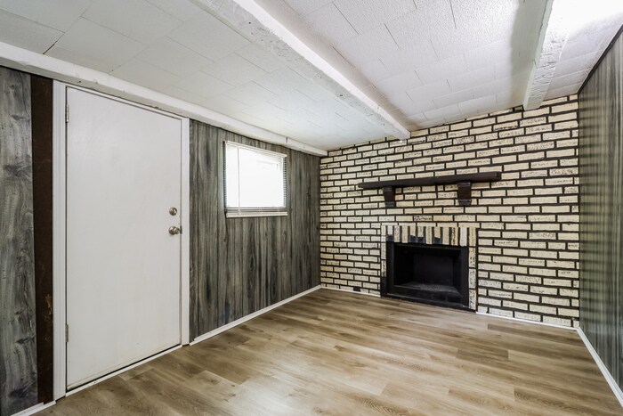 Building Photo - 6917 Sayler Ave