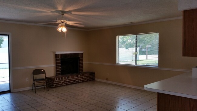 Building Photo - Chapel Creek - 145 Beaver Pond Loop Unit 46