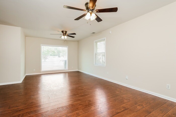 Building Photo - 29 Montclair Ave