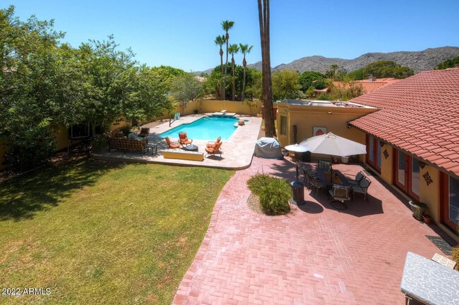 Building Photo - 3437 E Equestrian Trail