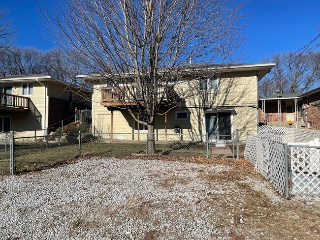 Building Photo - 5005 Meredeth St