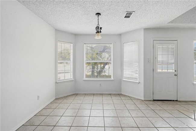 Building Photo - 12 Emory Ave