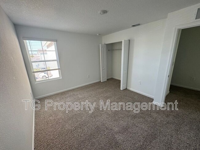 Building Photo - 62 Blue Hvn Rd