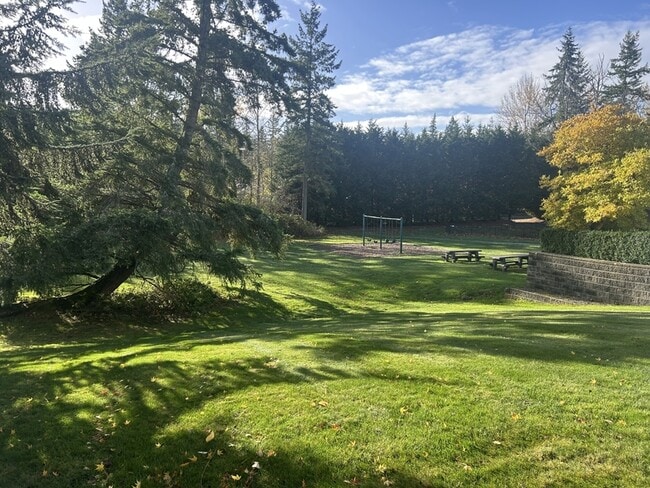 Building Photo - 4114 Northridge Way