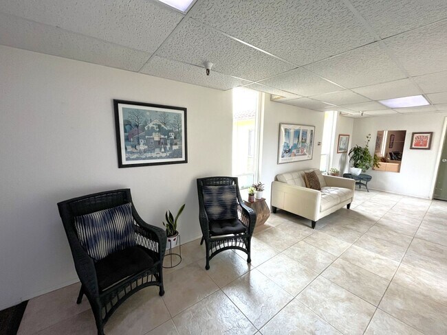 Building Photo - 1BR/1BA North Park Condo - 55+ Community, ...