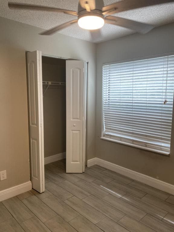 Building Photo - 3950 Atrium Dr