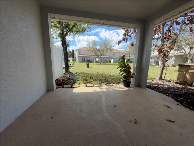 Building Photo - 2552 Aventurine St