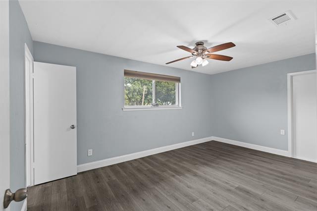 Building Photo - 106 S Grove Rd
