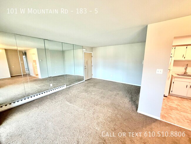 Building Photo - 101 W Mountain Rd