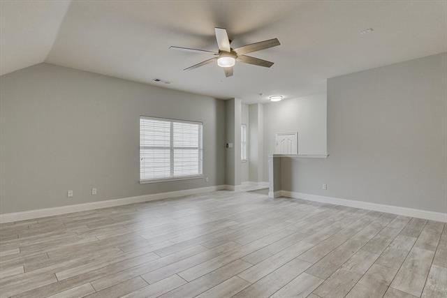 Building Photo - 1500 Bonham Pkwy