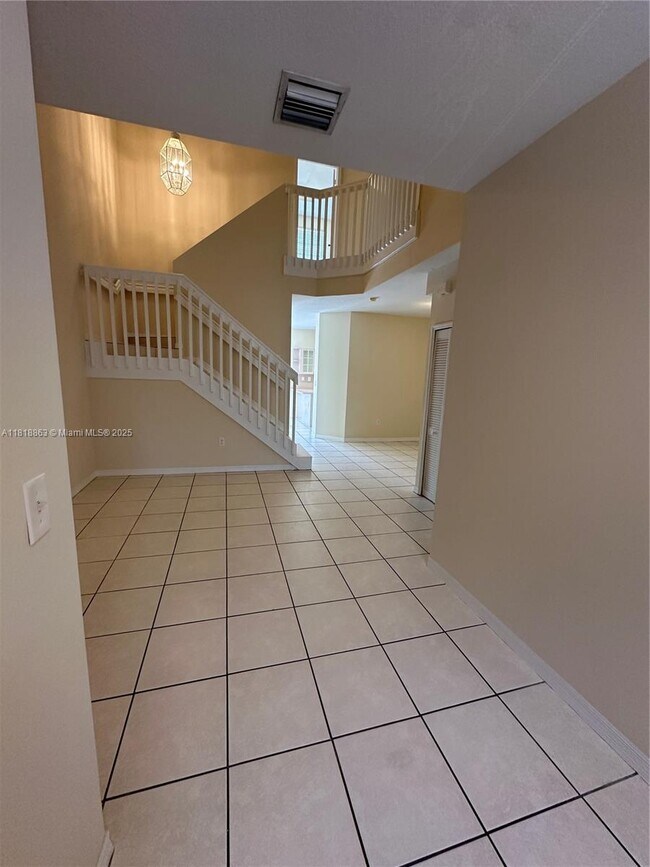 Building Photo - 10869 SW 88th Terrace