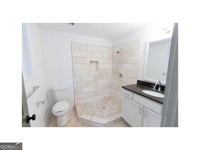 Building Photo - 784 Valley Brook Rd