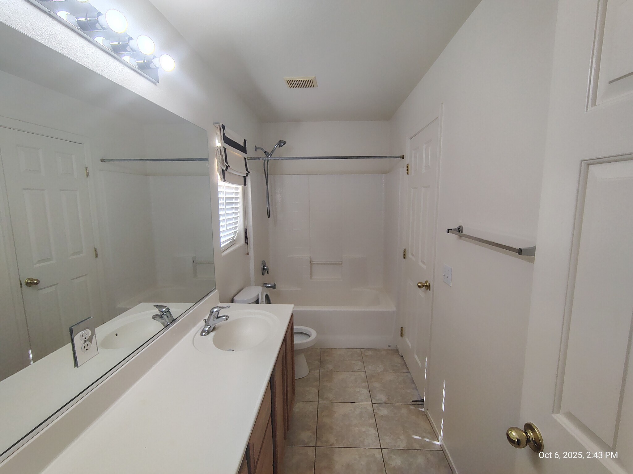 Building Photo - 5820 Addy Ln