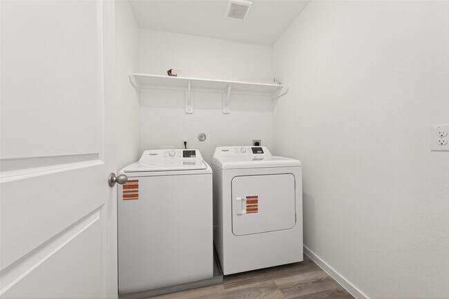 Building Photo - 7554 Linda Lk Ct