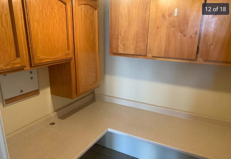 Building Photo - 10612 Sunset Canyon Dr