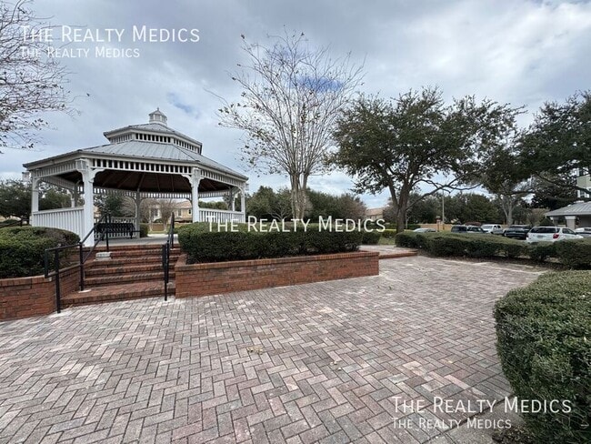 Building Photo - 6627 Queens Borough Ave