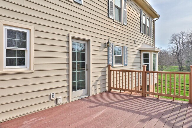 Building Photo - 5423 Rilian Ct