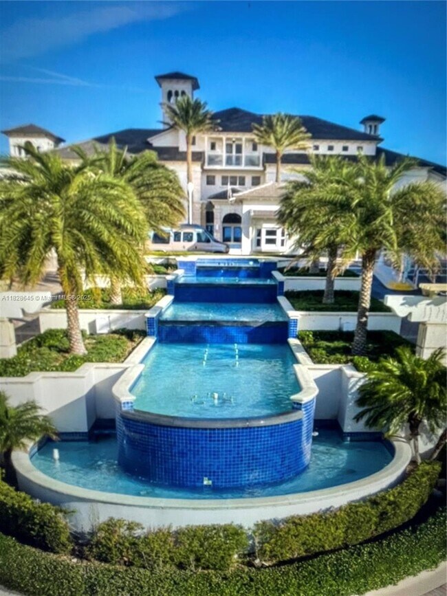 Building Photo - 4779 Collins Ave